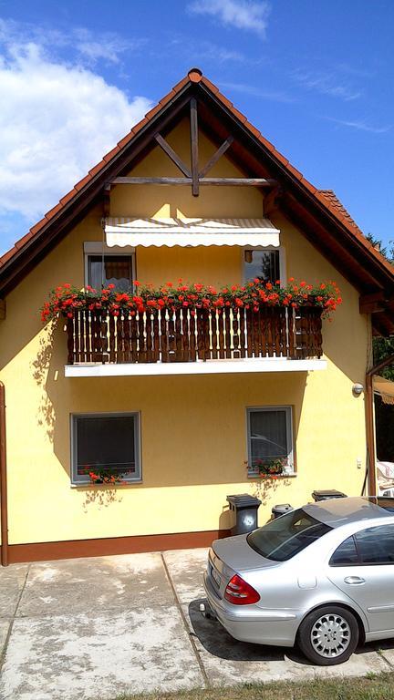 Akacfa Hortenzia Apartman Zalakaros Exterior photo